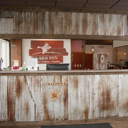 Lark Inn